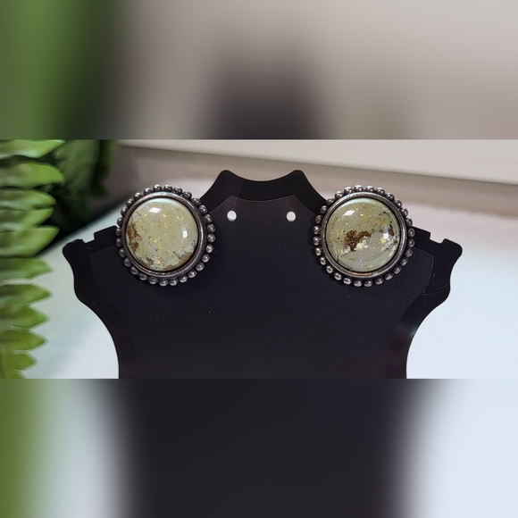 None Jewelry - Green Jasper and Antiqued Silver Round Stud Earrings / Pierced